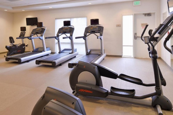 SpringHill Suites by Marriott Corona Riverside image 23
