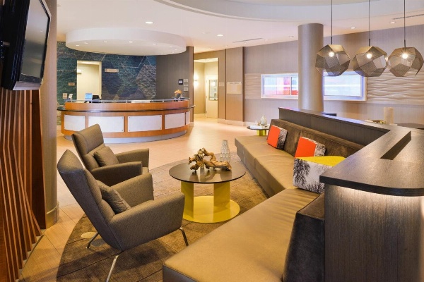 SpringHill Suites by Marriott Corona Riverside image 5